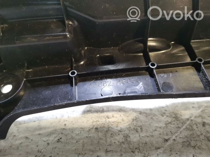 Lexus RX 450H Supporto/guarnizione in poliuretano espanso del parafango 5388248050