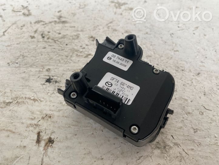 Mazda 2 Pulsanti/interruttori sul volante 03744311