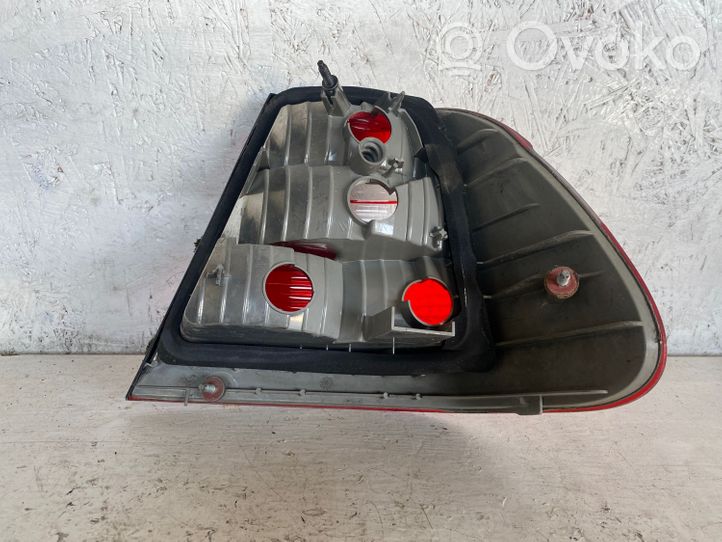 BMW 3 E46 Lampa tylna 6946535