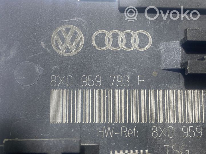 Audi A1 Sterownik / Moduł drzwi 8X0959793F