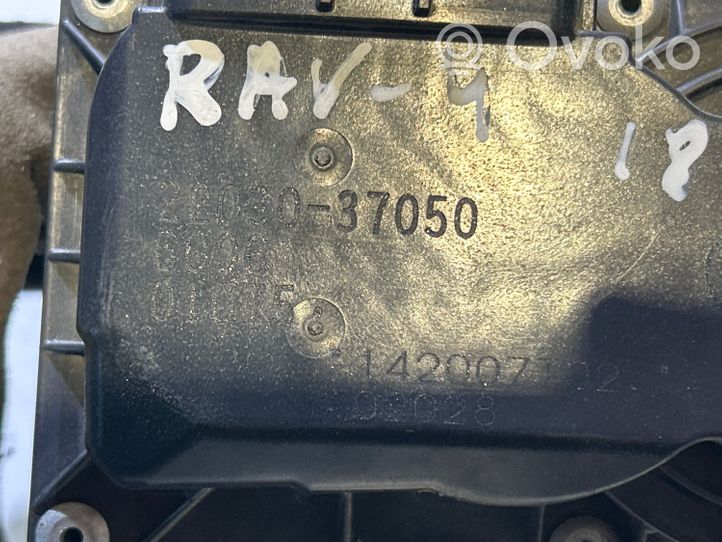 Toyota RAV 4 (XA40) Valvola a farfalla 2203037050