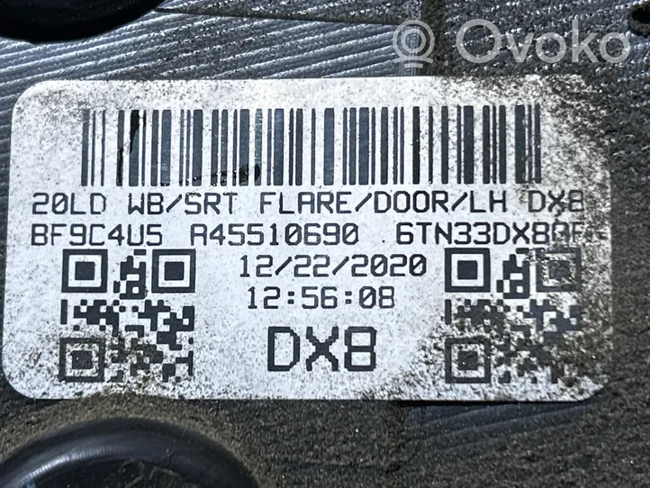 Dodge Charger Takalokasuojan reuna 6TN33DX8PF