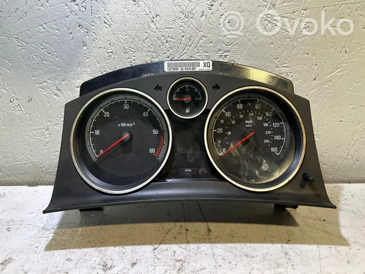 Opel Zafira B Compteur de vitesse tableau de bord 13225992