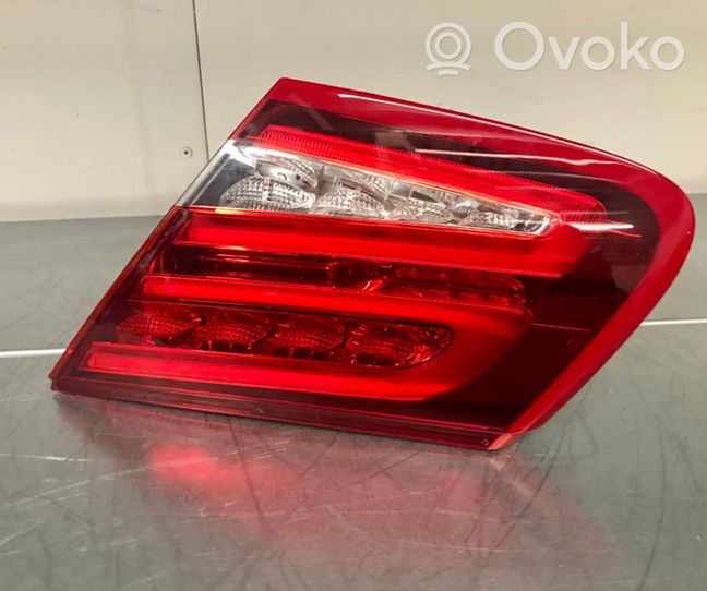 Mercedes-Benz S C217 Lampy tylnej klapy bagażnika A2179060657