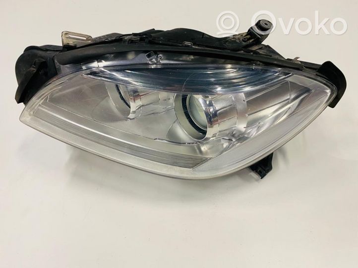 Mercedes-Benz ML W166 Lampa przednia A1668208361