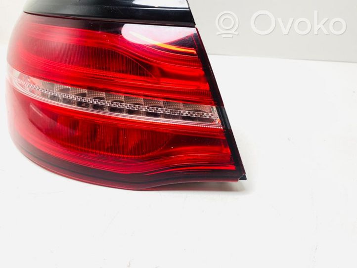 Mercedes-Benz GLC X253 C253 Aizmugurējais lukturis virsbūvē A2539063502
