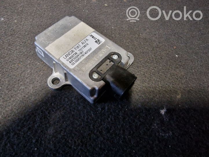 Alfa Romeo GT ESP (elektroniskās stabilitātes programmas) sensors (paātrinājuma sensors) 15113819