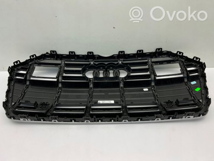 Audi A6 Allroad C8 Grotelės viršutinės 4K0853651G