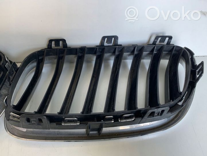 BMW 2 F22 F23 Grille calandre supérieure de pare-chocs avant 7295522