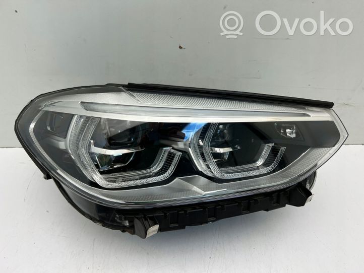 BMW X3 G01 Lampa przednia 8496824
