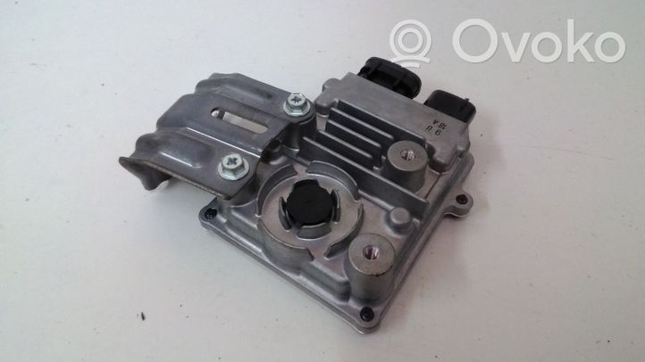 Lexus RX 450H Unité de commande / module de pompe à carburant 8957158010