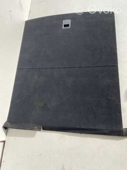 Maserati Levante Trunk/boot floor carpet liner 06701500670