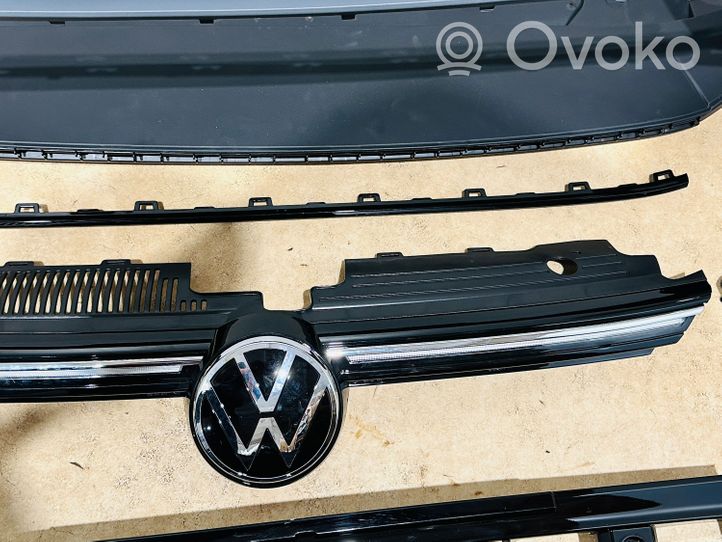 Volkswagen Golf VIII Zestaw zderzaków 