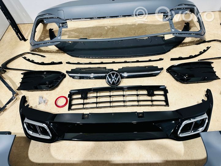 Volkswagen Golf VIII Bumpers kit 