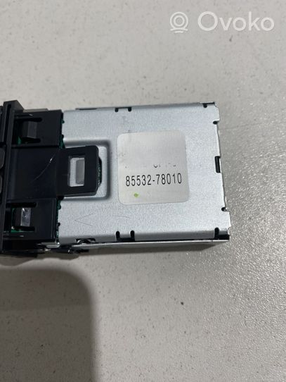 Lexus UX Connecteur/prise USB 8553278010