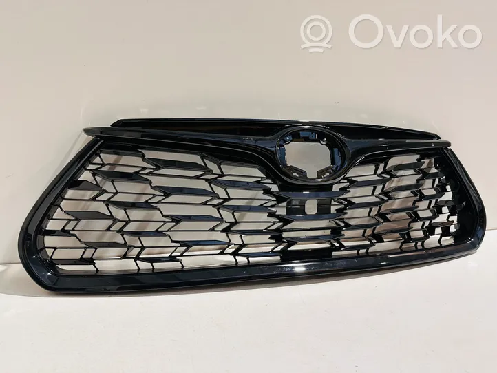 Toyota Highlander XU70 Maskownica / Grill / Atrapa górna chłodnicy 531010E330