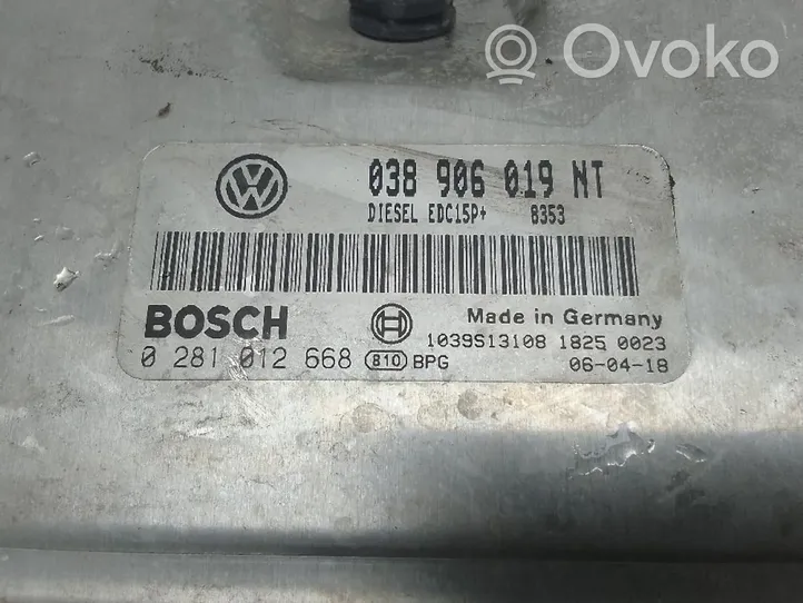 Seat Ibiza IV (6J,6P) Calculateur moteur ECU 038906019NT