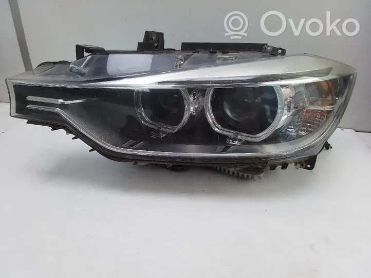 BMW 3 F30 F35 F31 Lampa przednia 7213100000