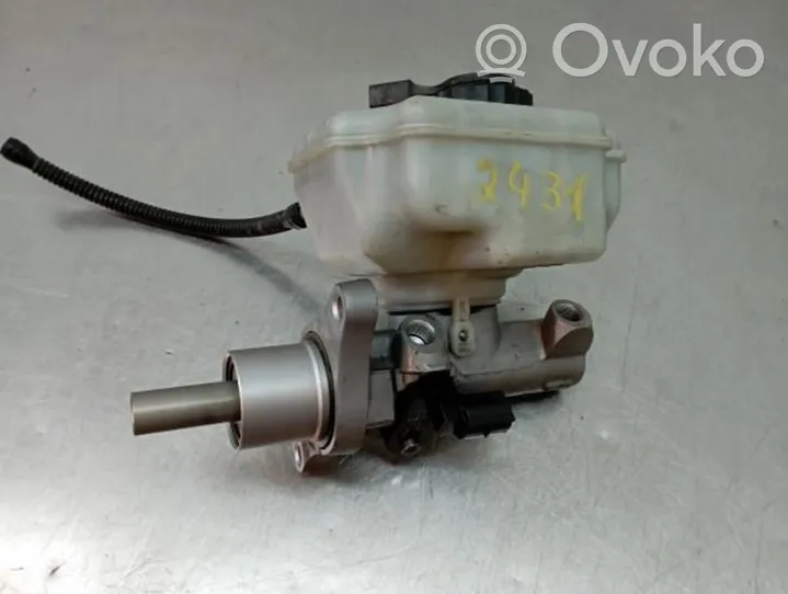 Volkswagen Touran II Master brake cylinder 