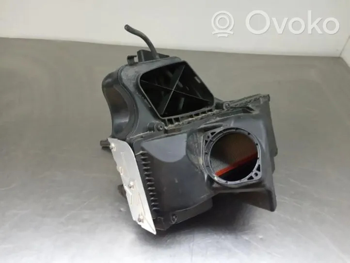 Audi A5 8T 8F Boîtier de filtre à air 