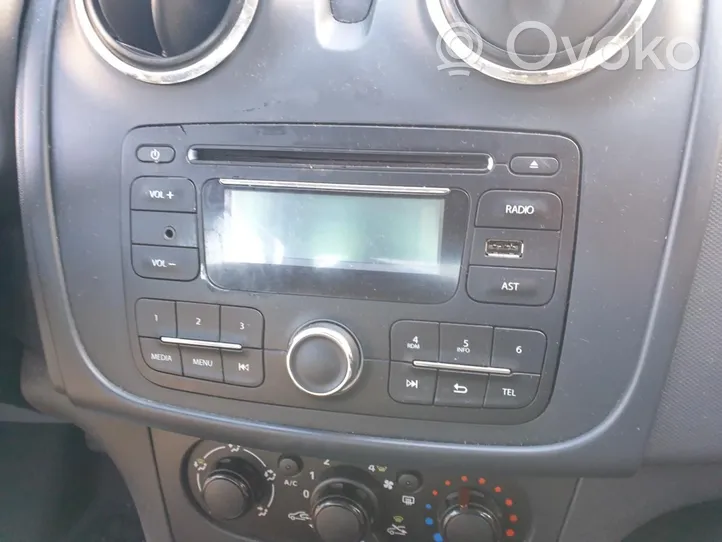 Dacia Logan II Radio/CD/DVD/GPS-pääyksikkö 