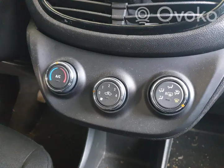 Opel Karl Climate control unit 