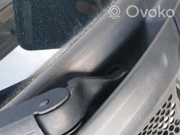 Fiat 500 Silniczek wycieraczek szyby przedniej / czołowej 
