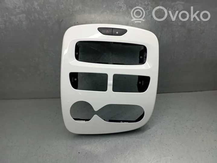 Renault Zoe Radio/CD/DVD/GPS head unit 