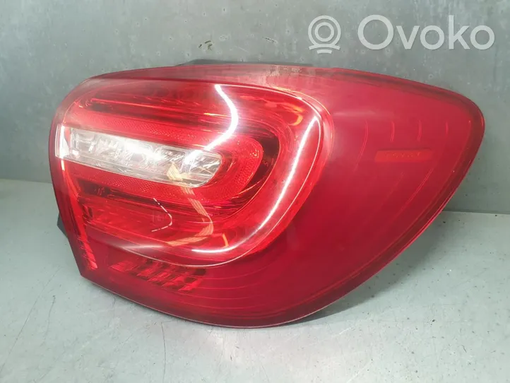 Mercedes-Benz A W176 Lampy tylnej klapy bagażnika 