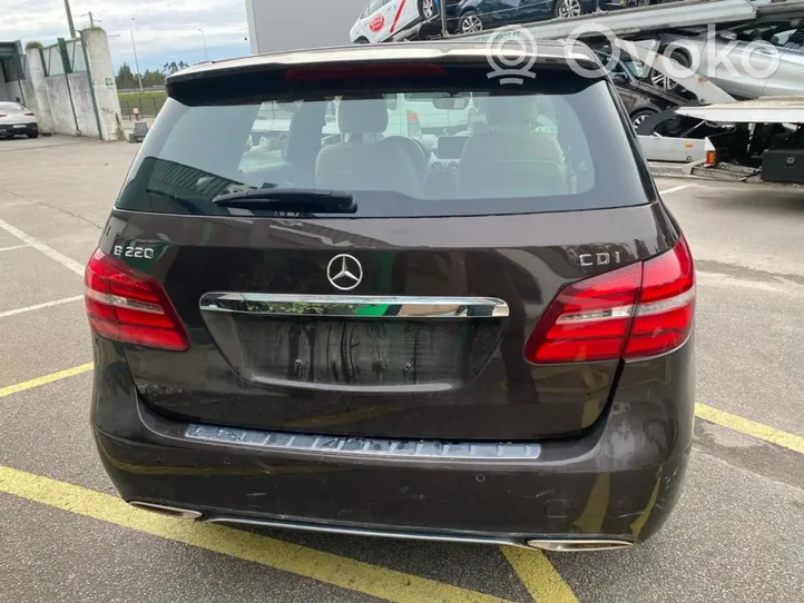 Mercedes-Benz B W246 W242 Takapuskurin tukipalkki 