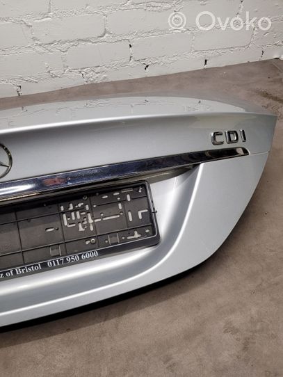 Mercedes-Benz CLS C219 Couvercle de coffre 