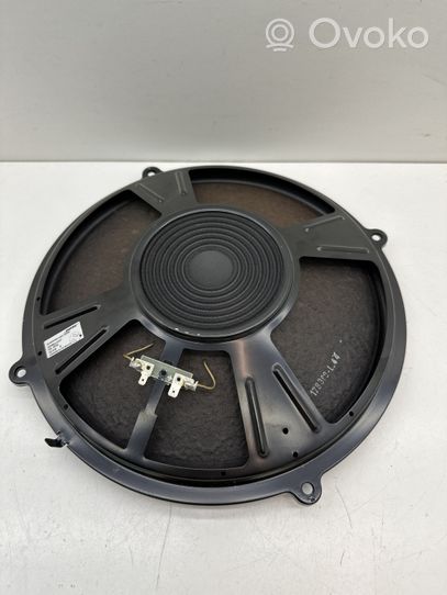 Audi A8 S8 D3 4E Enceinte subwoofer 252884002F