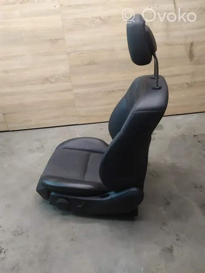 Mercedes-Benz C W204 Asiento delantero del conductor 