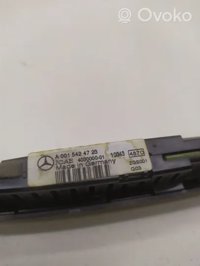 Mercedes-Benz E A207 Anzeige Display Einparkhilfe Parktronic PDC A0015424723