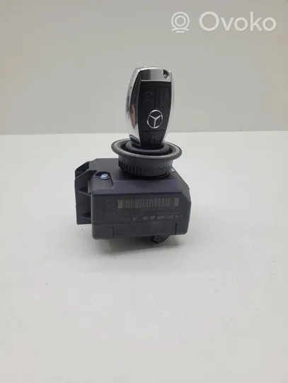 Mercedes-Benz C W204 Ignition lock A2079052600