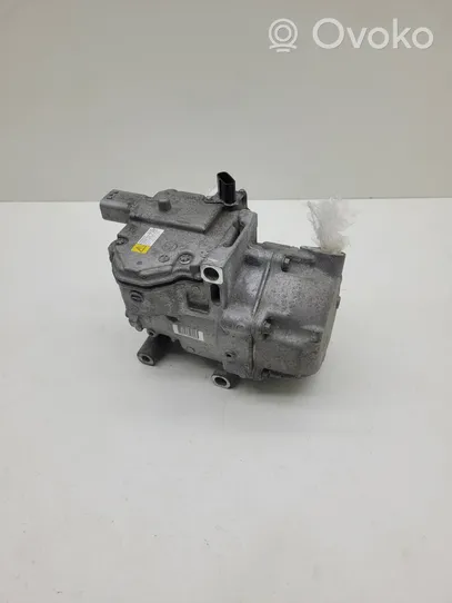 Toyota Auris E180 Ilmastointilaitteen kompressorin pumppu (A/C) 0422001330