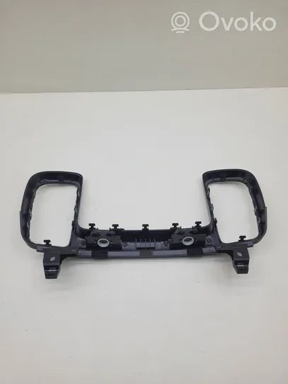 Mercedes-Benz GLE (W166 - C292) Rivestimento del pannello 09091000