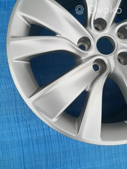 Opel Cascada R18 alloy rim 