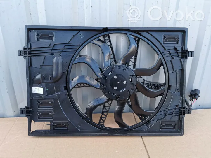 Volkswagen Golf VIII Ventilatore di raffreddamento elettrico del radiatore 5WA121203P