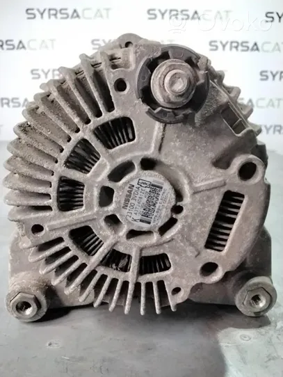 Nissan Note (E12) Generatore/alternatore 231003VDIA