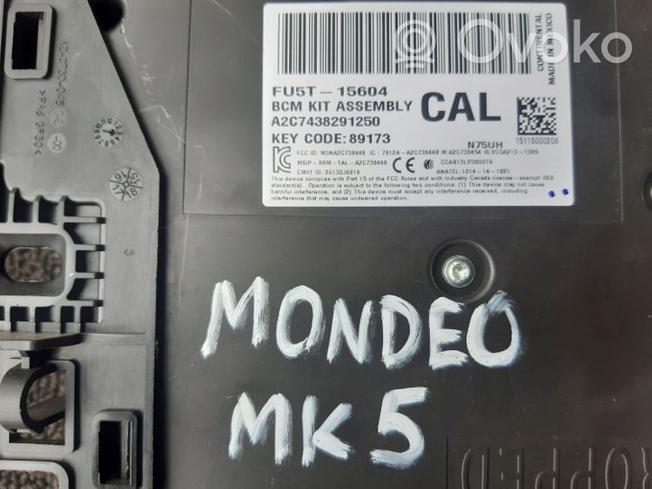 Ford Mondeo MK V Modulo comfort/convenienza FU5T15604CAL
