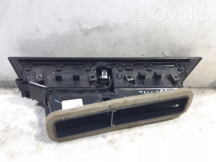 Volkswagen Touareg III Rejilla de ventilación central del panel 761858417