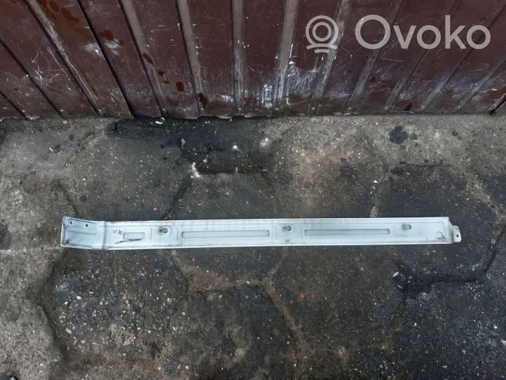 Mercedes-Benz Vito Viano W447 Rivestimento modanatura del vetro della portiera anteriore A4476900170