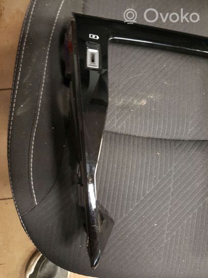 Peugeot 208 Garniture de panneau console centrale 9831377180