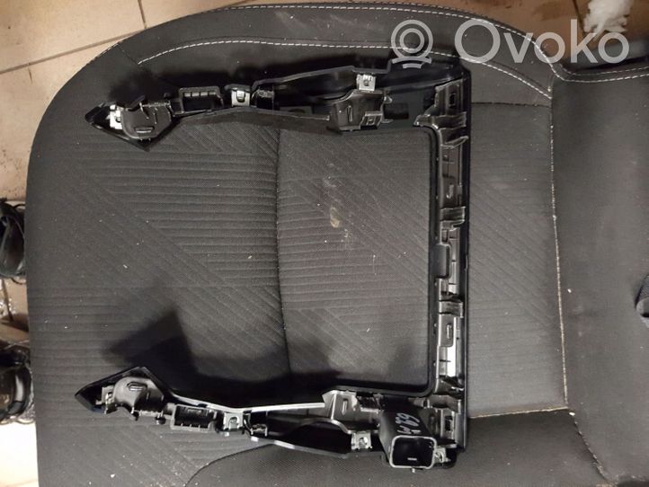 Peugeot 208 Garniture de panneau console centrale 9831377180