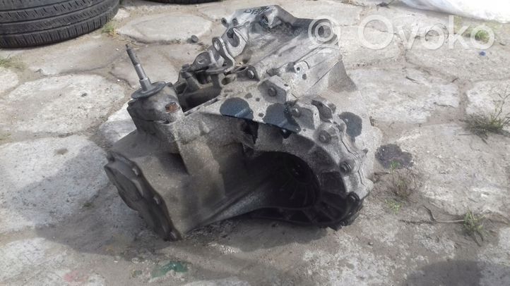 Citroen C4 I Mechaninė 6 pavarų dėžė 20EA07