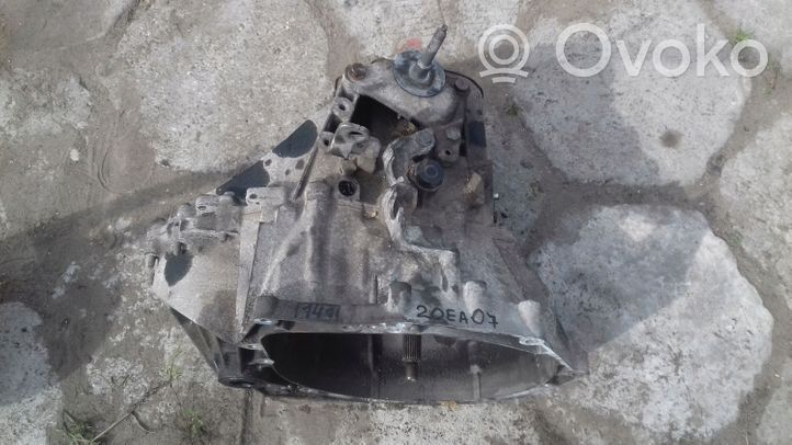 Citroen C4 I Mechaninė 6 pavarų dėžė 20EA07