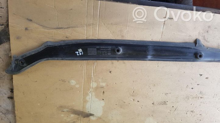 Volkswagen Touareg III Supporto/guarnizione in poliuretano espanso del parafango 760821111A