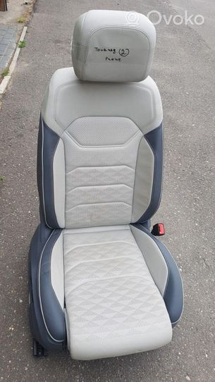 Volkswagen Touareg III Asiento delantero del pasajero 