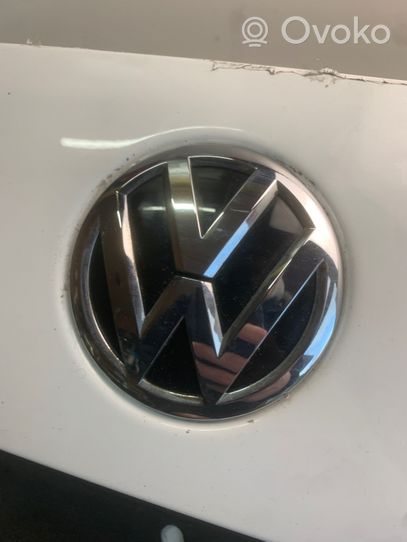 Volkswagen Jetta VI Tylna klapa bagażnika Klapa